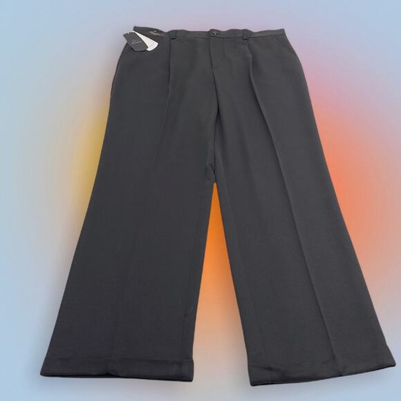 GREG NORMAN GOLF Men’s 36 x 32 Black Pleated Pant - Picture 2 of 3